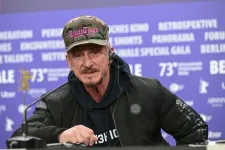 Sean Penn szerint Orbán csak Putyint ismételgeti, ezért nem szerepel az ukrajnai háborúról szóló filmjében