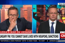 Szijjártó a CNN-en: Magától értetődő, hogy követeljük Ukrajna területi integritásának tiszteletben tartását