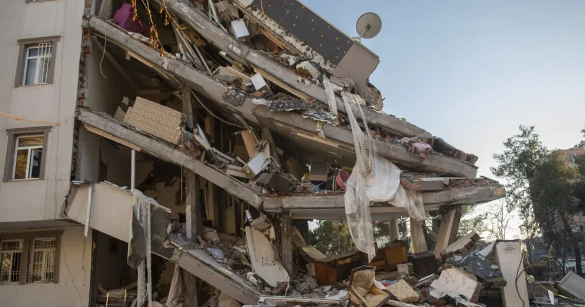 Már közel 200 embert, főként építési vállalkozókat vettek őrizetbe Törökországban a földrengés után