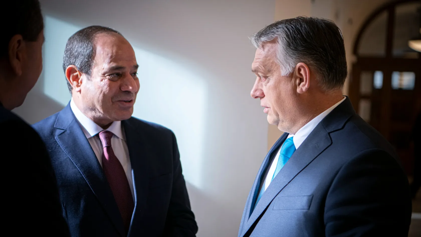 Orbán Viktor hétfő este hivatalos látogatásra Egyiptomba utazik