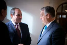 Orbán Viktor hétfő este hivatalos látogatásra Egyiptomba utazik