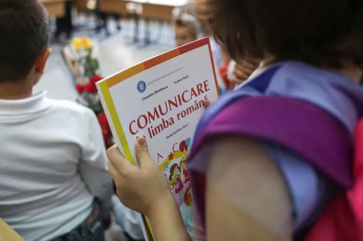 Országos program indulhat a kisebbségi tanulók román nyelvi kompetenciáinak fejlesztésére