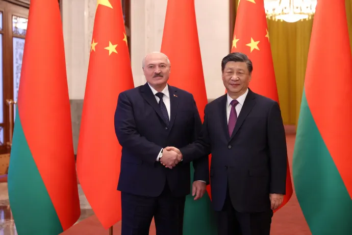 Alekszandr Lukasenko belarusz elnök és Hszi Csin-ping kínai elnök a pekingi találkozón, 2023. március 1-jén – Fotó: Pavel Orlovsky / BelTA Handout via Reuters