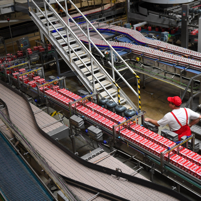 Távolodnak a munkaerőpiacon a dolgozók és a cégek elvárásai az infláció miatt