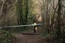 Megtalálták az eltűnt csecsemő holttestét Brightonban, bíróság elé állnak a szülei