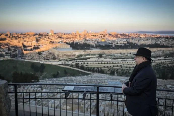 Prime Minister Viktor Orbán on the Mount of Olives in Jerusalem at dawn on 19 February 2019. The Hungarian Prime Minister travelled to Israel for a planned summit meeting of the Visegrád countries, the V4 group and Israel, which was cancelled. Instead, he held talks with Israeli Prime Minister Benjamin Netanyahu. – Photo: Balázs Szecsődi / The PM's Press Office / MTI