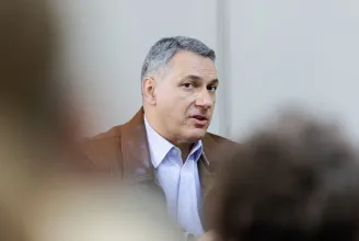 Lázár János az erdélyi támogatásokról: Ha voltak visszaélések, azokat fel kell tárni, a magyar közpénz elköltéséről van szó