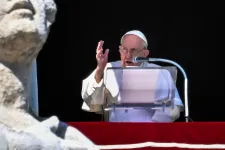 Ferenc pápa: Meg kell állítani az emberkereskedelmet