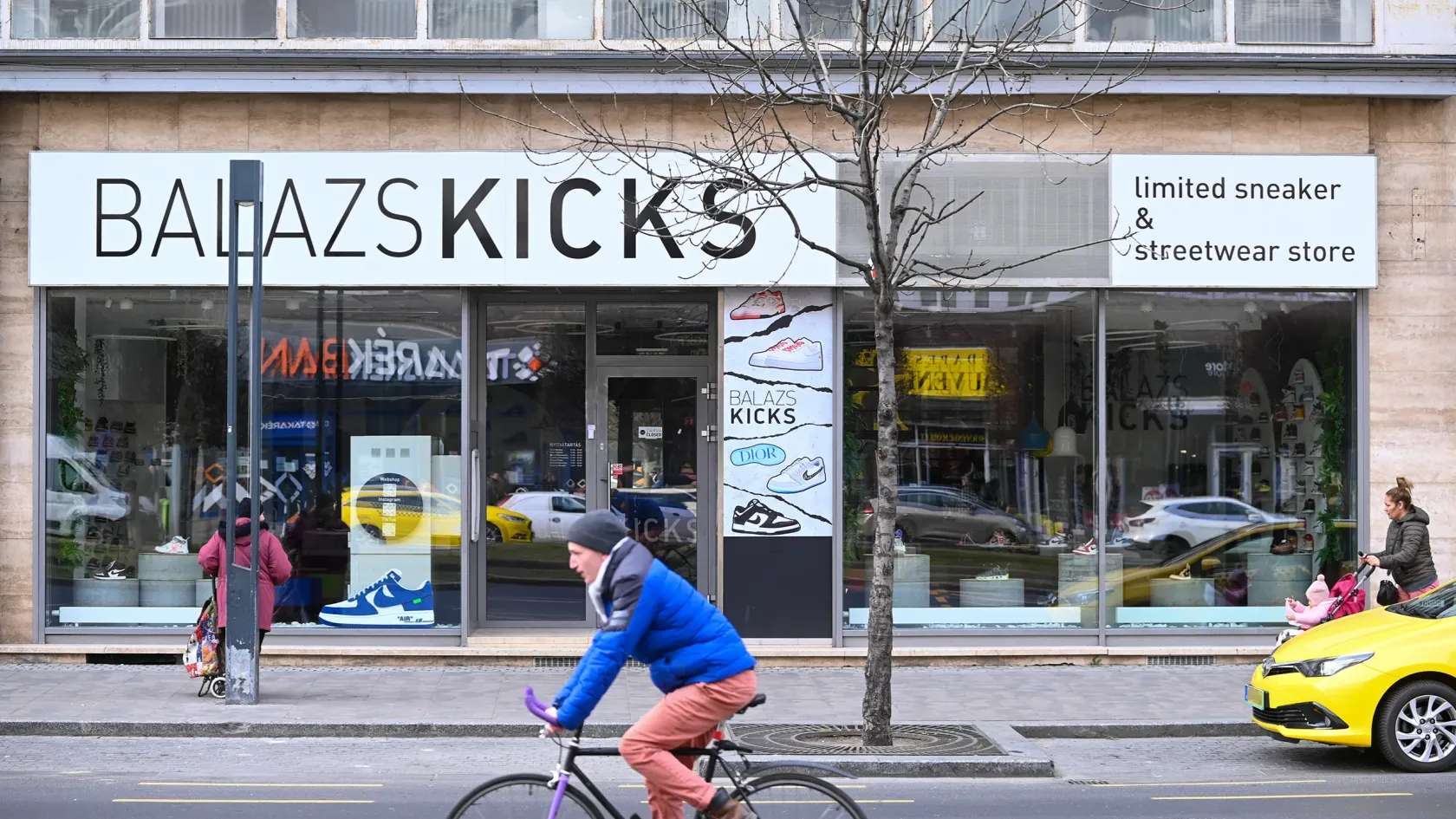 Mi kerülhet 4,5 millió forintba egy ellopott sportcipőn?