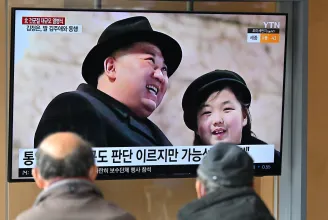 Amikor épp nem egy ballisztikus rakéta mellett pózol, Kim Dzsongun lánya síeléssel, lovaglással és úszással tölti napjait