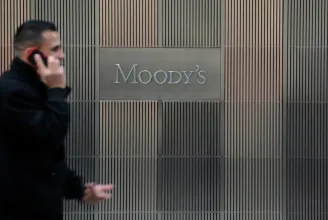 A másik két nagy hitelminősítővel szemben a Moody's nem minősíti le Magyarországot