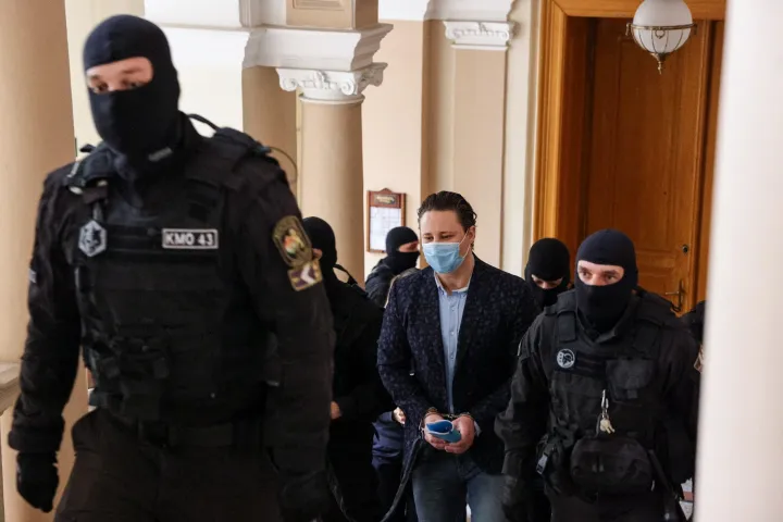 György Schadl arriving to court on 23 February, 2023 – Photo: Péter Németh Sz. / Telex