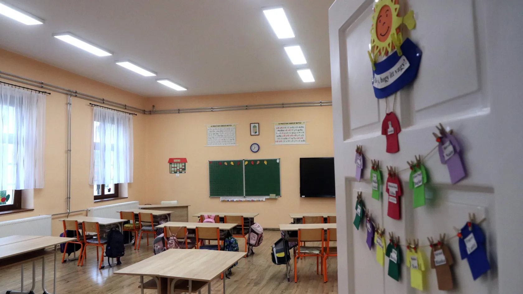 Tiltakoznak a szülők, hogy a Református Egyház vegye át a 18. kerületi Kondor Béla Általános Iskolát