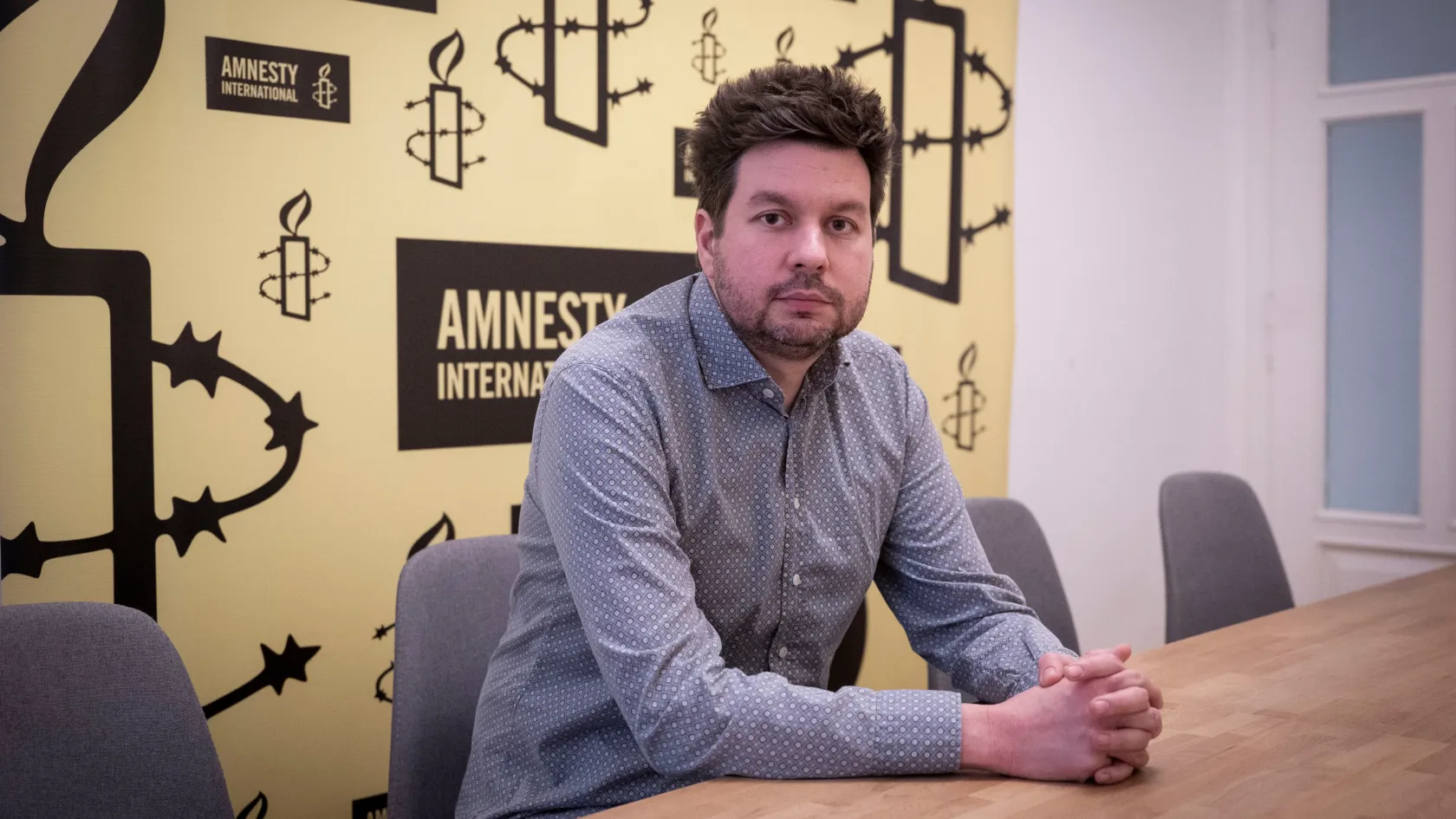 „Sok igazság van benne, de az interpretáció túlzó”, írta az Amnesty elnöke egy belső levélben Mérő Vera állításairól