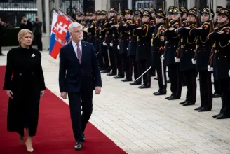 A cseh államfőnek kételyei vannak a V4 miatt