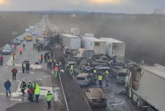Van fotója, videója a szombati tömegbalesetről? A rendőrség kéri, hogy küldje el nekik
