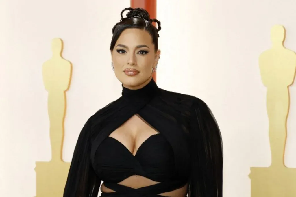 Ashley Graham a Granttel való bájcsevejről: A kedvesség a legjobb fegyver a bántásokkal szemben