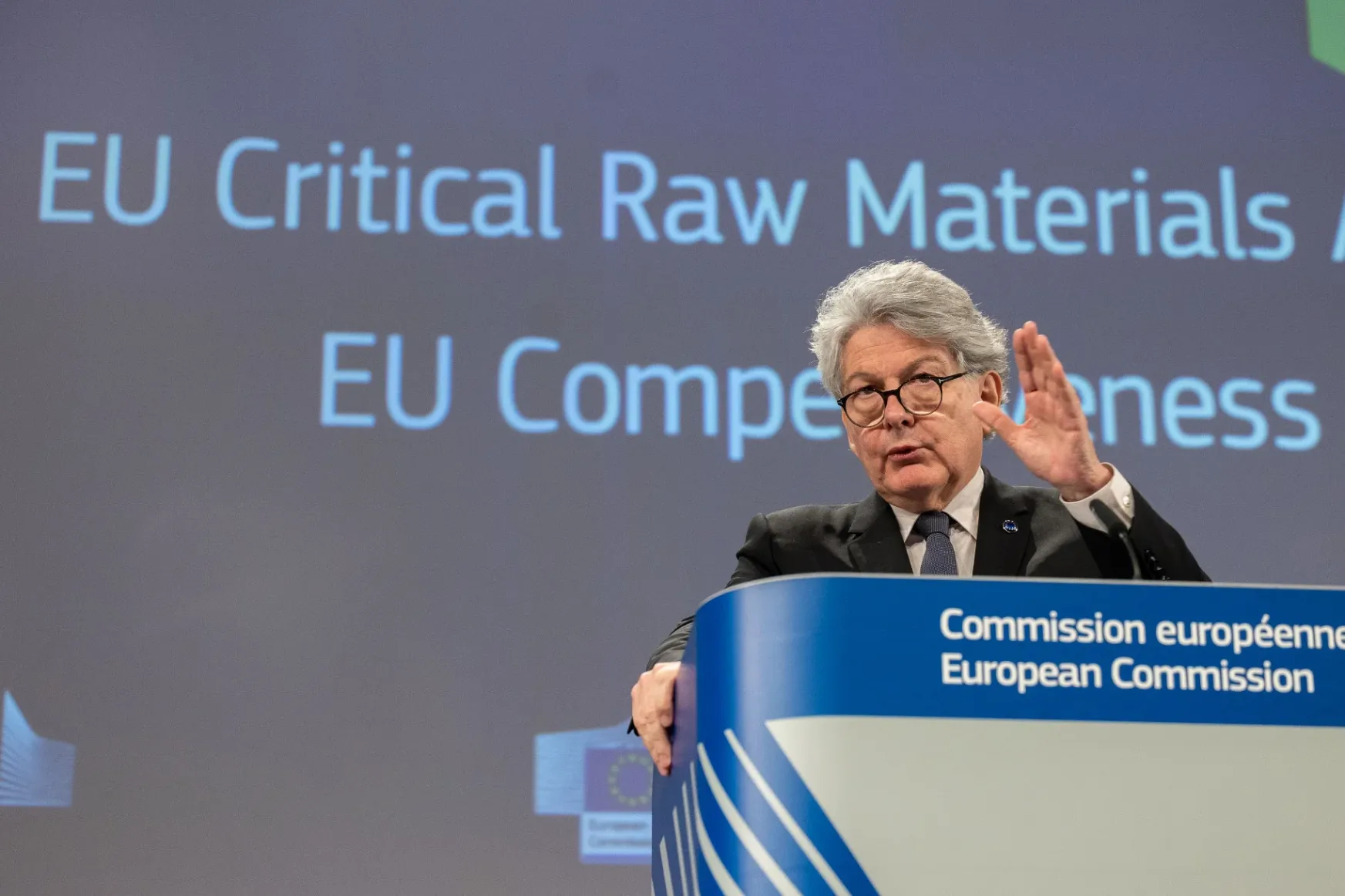 Az Európai Unió megelégelte, hogy Kínától függ a kritikus nyersanyagokban