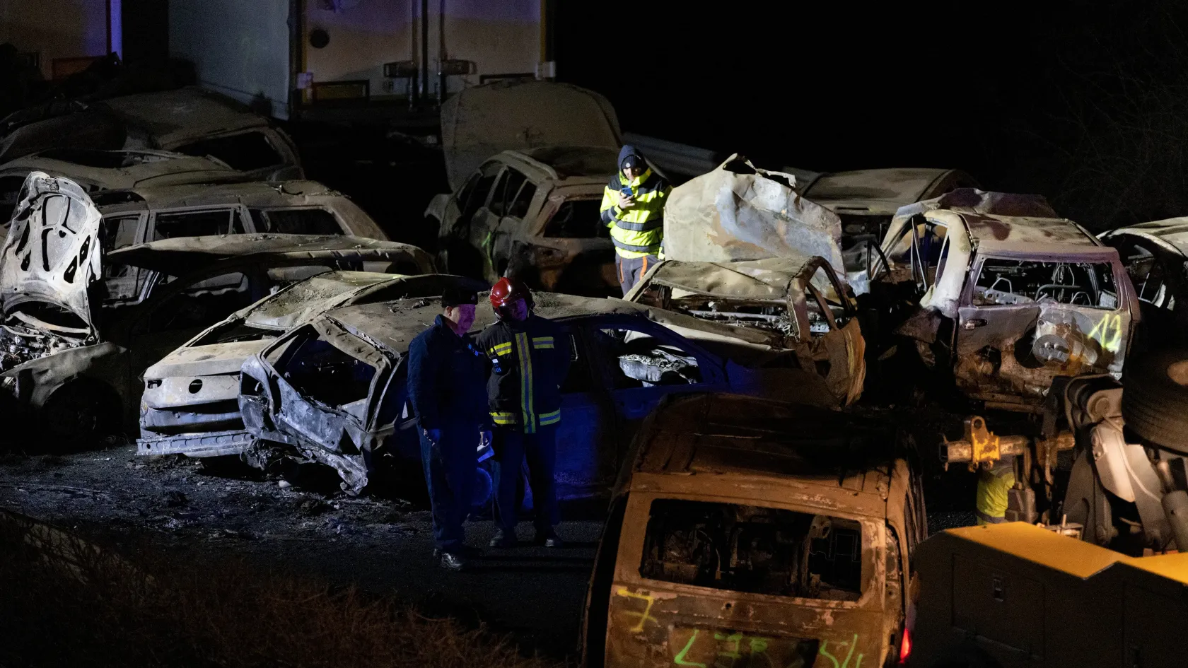 Milliós előleget kaphatnak az M1-esen megsemmisült autók gazdái, de később visszakérhetik tőlük