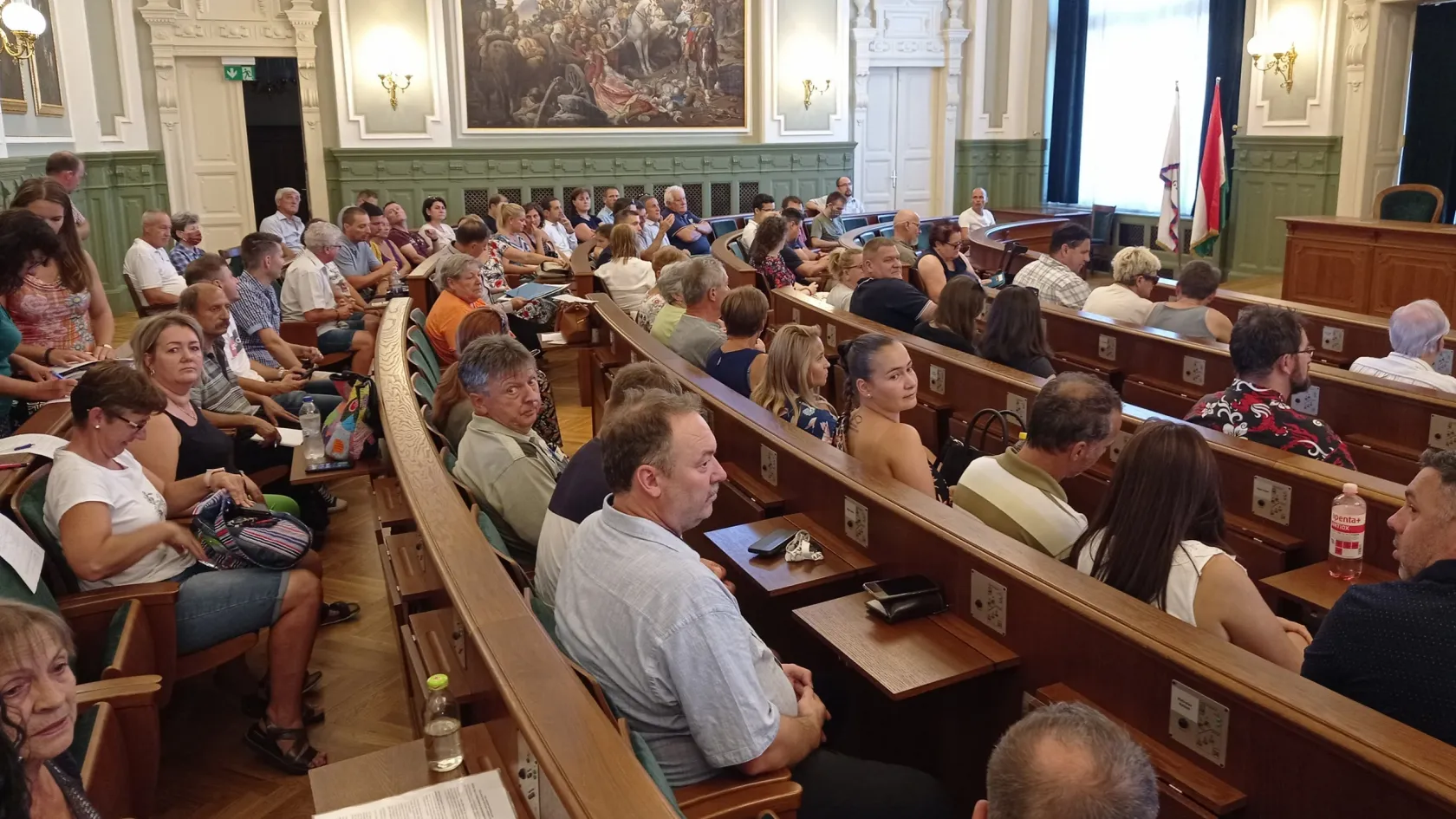 Elutasították a Győrbe tervezett akkumlátorgyárról szóló népszavazási kérdéseket
