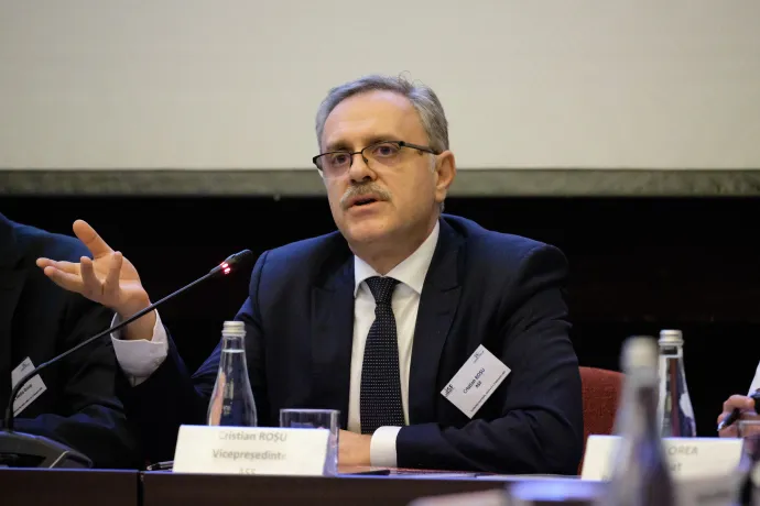 Cristian Roșu, az ASF felelős alelnöke egy biztosításokról szóló konferencián, 2020-ban – Fotó: Alexandru Prepelita / Inquam Photos