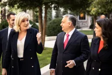 Visszafizette a hitelt Marine Le Pen Mészáros Lőrinc érdekeltségének