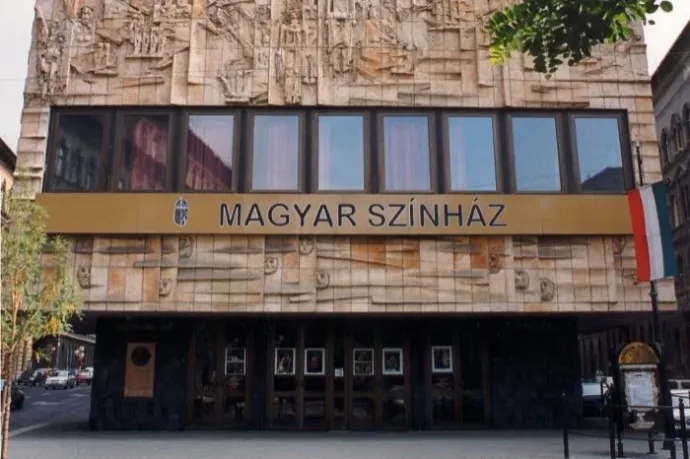 Baleset miatt szakadt félbe egy előadás a Pesti Magyar Színházban