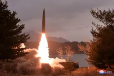Észak-Korea újabb rakétát indított Japán felé