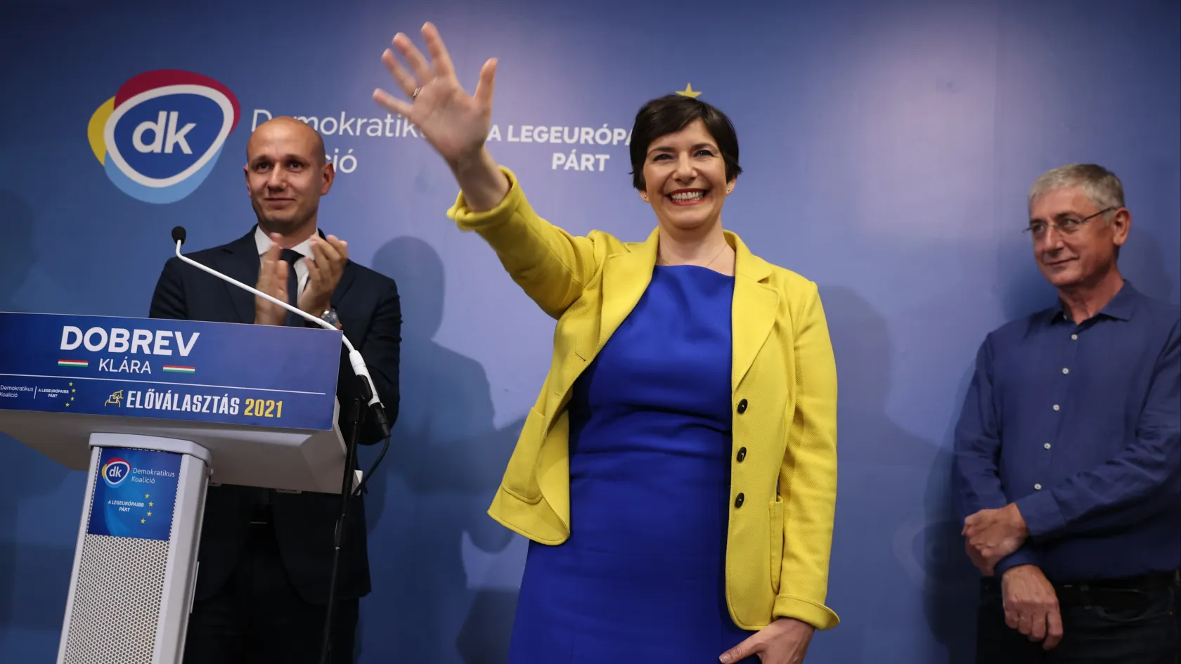Dobrev: Az Orbán-kormány a szakadékba, az unióból kifelé vezet minket