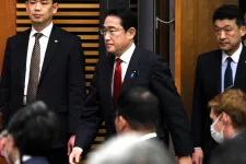 Megérkezett Ukrajnába a japán miniszterelnök