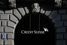 Az állásukat féltik a Credit Suisse dolgozói, miután a svájci bank kényszerházasságra lépett a UBS-szel