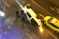 Autós üldözés után borult fel egy autó az I. kerületben kedd éjszaka