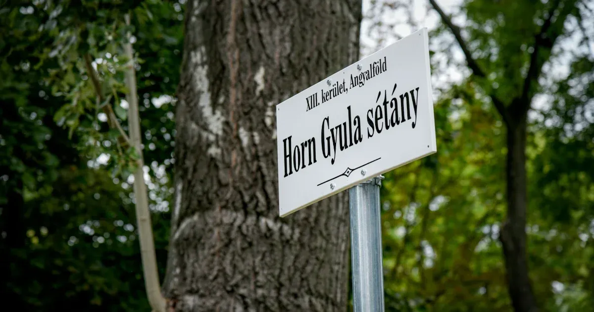 Meg kell változtatni a budapesti Horn Gyula sétány nevét