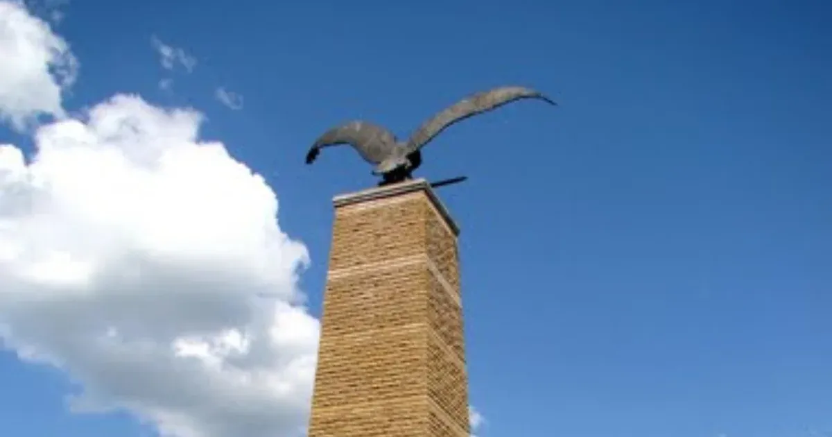 El monumento a la estatua de Turul presentó una demanda contra el Ayuntamiento de Munkacs