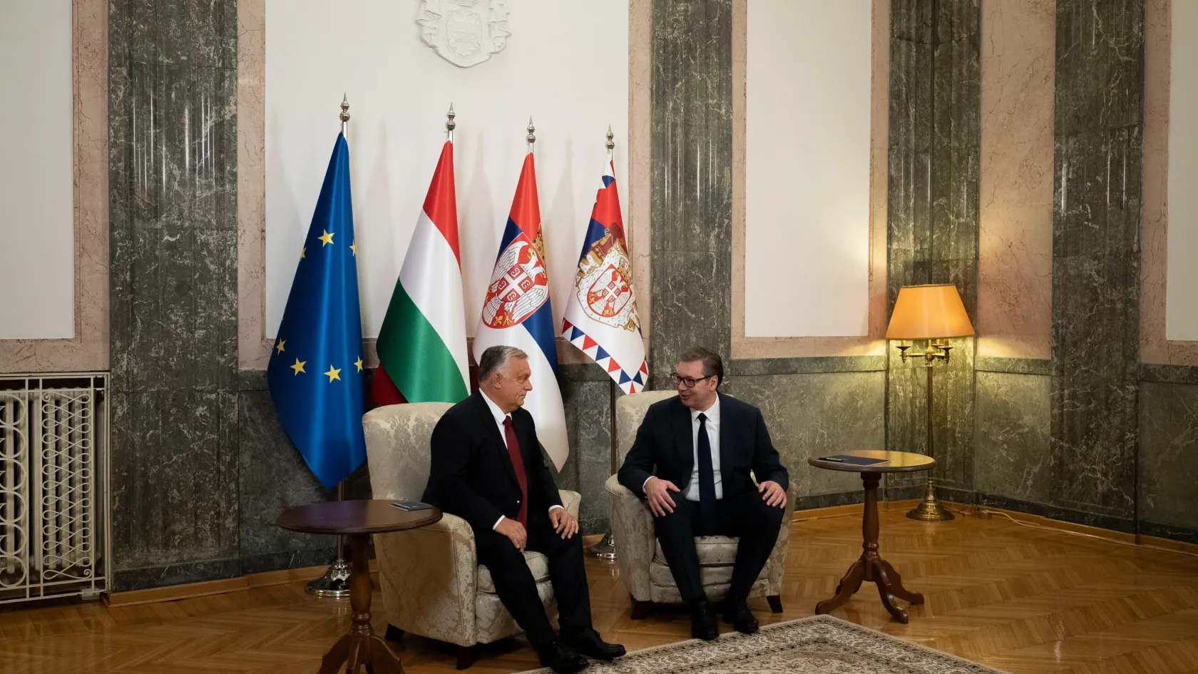 Orbán Viktor Belgrádba utazik, hogy a szerb elnökkel tárgyaljon