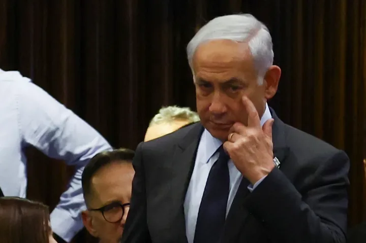 Netanjahu meghátrált, elhalasztják az igazságügyi reformot