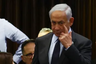 Netanjahu meghátrált, elhalasztják az igazságügyi reformot