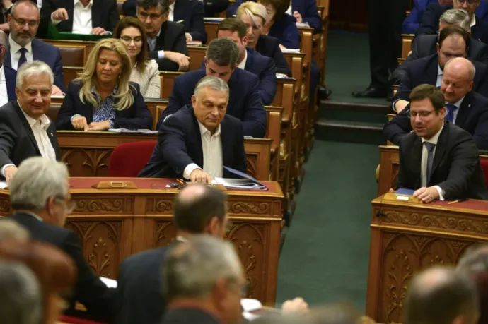 Nyolc hónap halogatás után jóváhagyta a parlament a finnek NATO-csatlakozási kérelmét