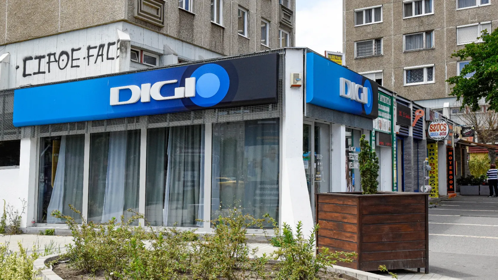 Májustól az inflációhoz igazítva megemeli tarifáit a DIGI