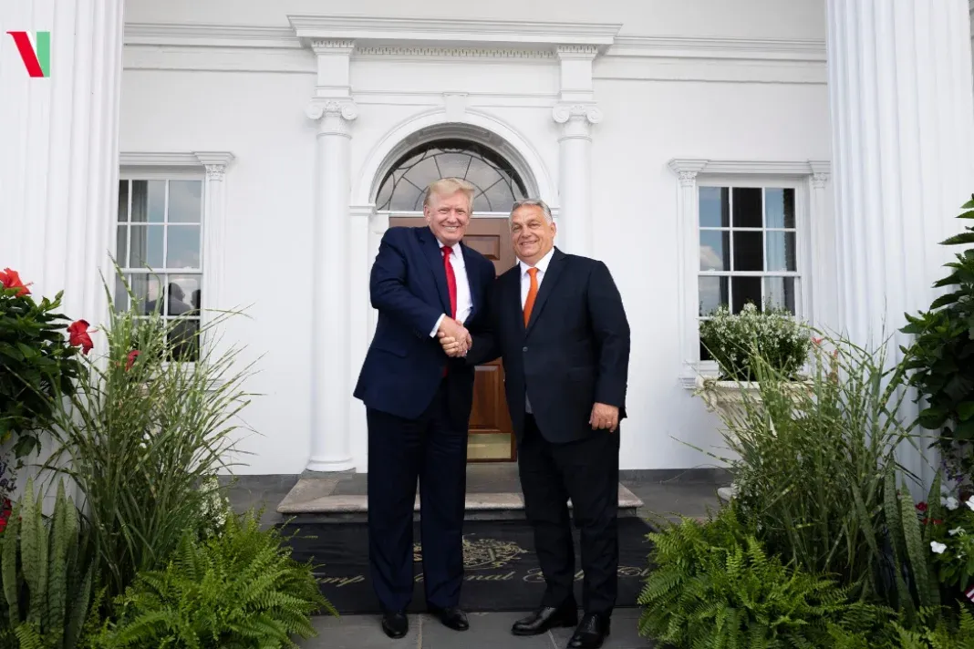 Ironikusan szólt vissza az amerikai külügyminiszter Orbán trumpos fotójára