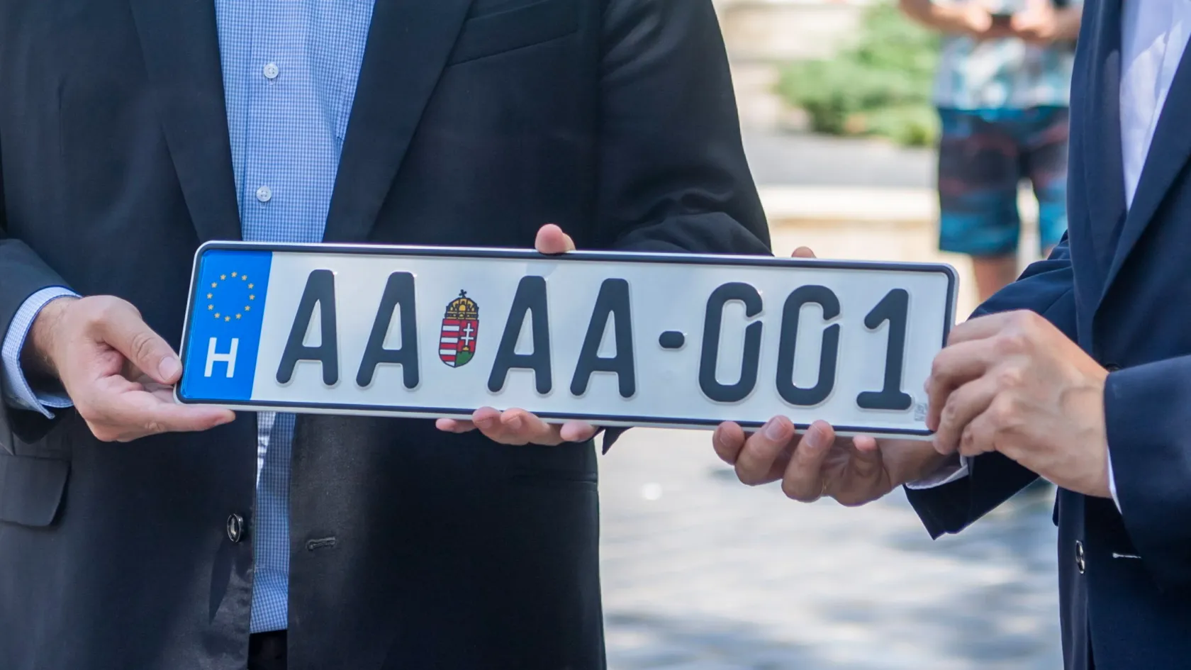 Minden évben új kombinációval kezdődnek majd a rendszámok