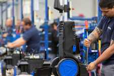 Nagyot drágult tavaly a magyar dolgozó, mégis az uniós rangsor alján maradt a bére