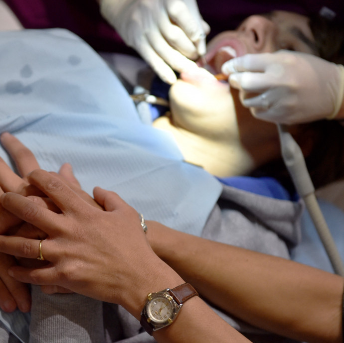 Fogatlanok népe? Mit mondanak el a magyar társadalomról a gyerekek szuvas fogai?