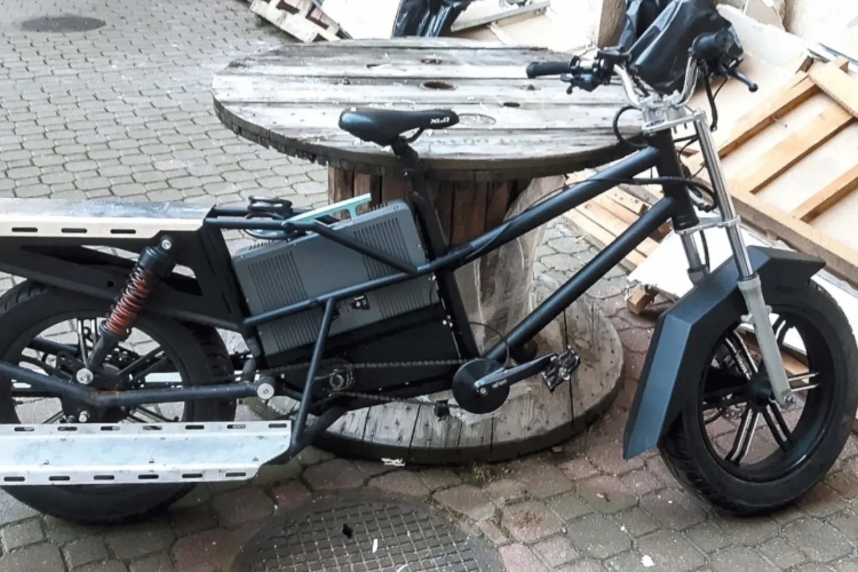 Meglett az ötmilliós elektromos bringa, amit tízezer forintért adott tovább a tolvaj