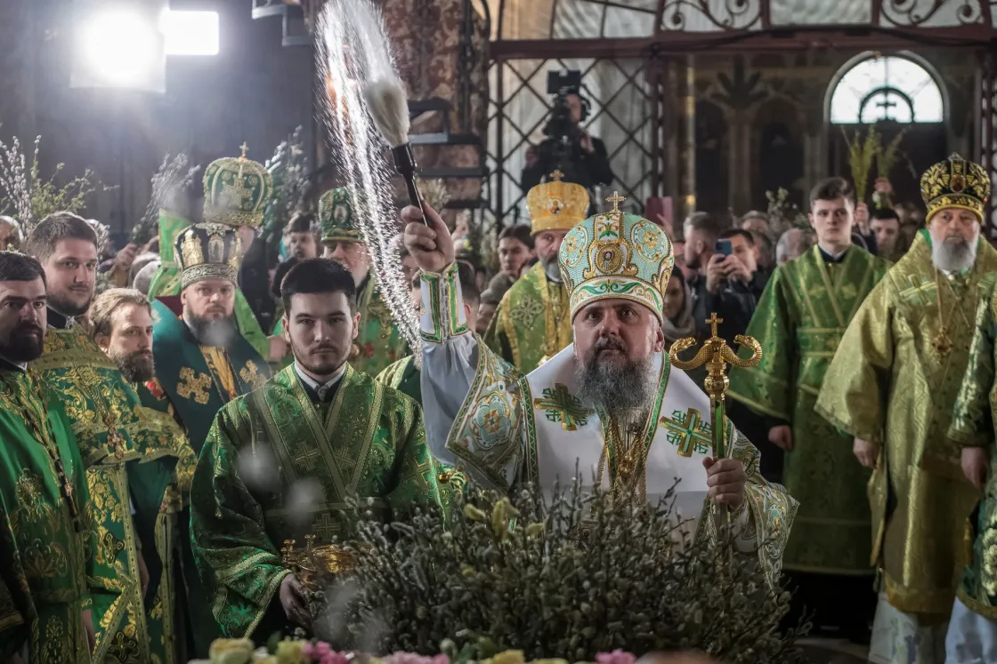 106 orosz hadifoglyot cseréltek el 100 ukránra, Azovsztal-védők is szabadultak