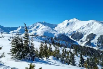Olvad a hó: lavinaveszélyre figyelmeztetnek a hegyimentők