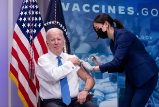 Új, állami Covid-vakcina-fejlesztő program indul az Egyesült Államokban