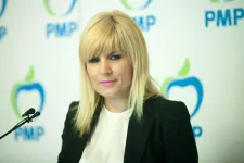 Elévülés miatt megúszhatja az 5 millió dolláros kenőpénz elfogadását Elena Udrea