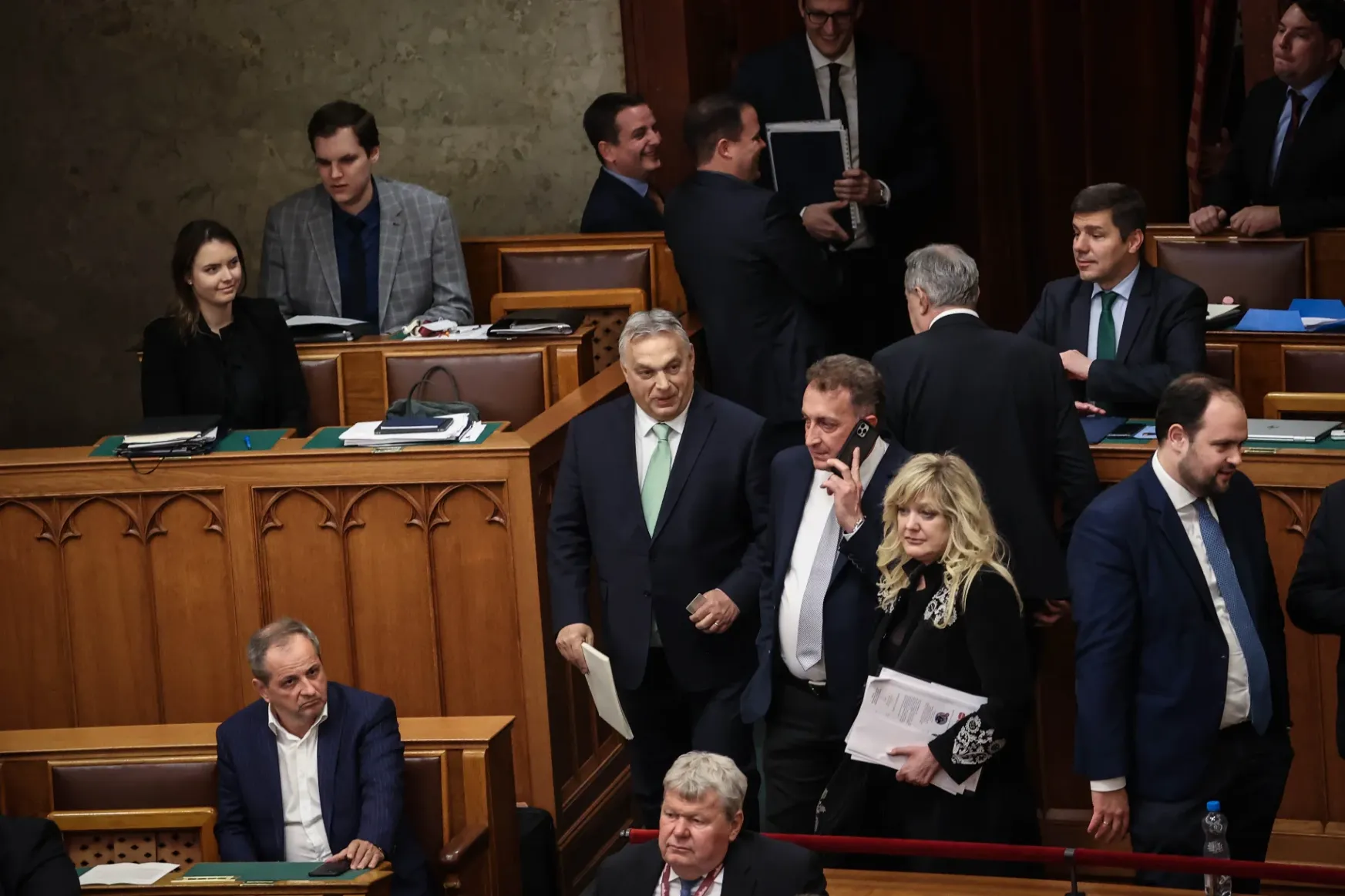 Gelencsér lekommunistázta Pintért és Matolcsyt, Orbán szerint ők sokkal többet tettek a hazájukért, mint a Momentum frakcióvezetője