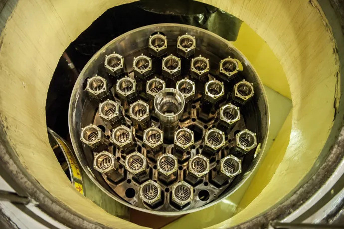 Új üzemanyag-kazetták a paksi atomerőmű egyik tárolójában 2014. augusztus 14-én – Fotó: Sóki TamásFotó: Sóki Tamás / MTI